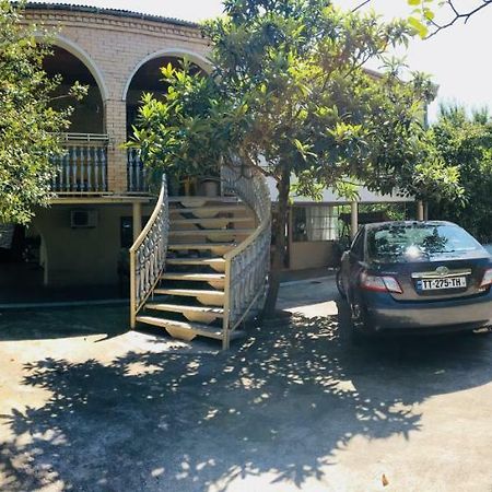 Apartamento Hause Tskaltubo Exterior foto