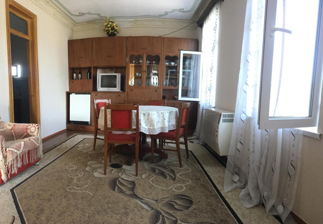 Apartamento Hause Tskaltubo Exterior foto